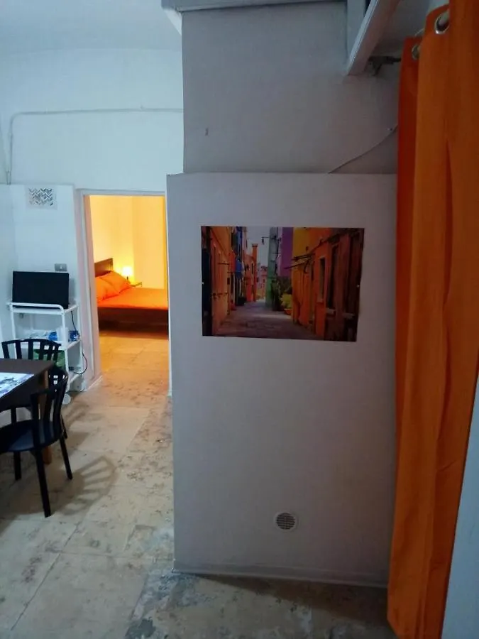 Garibaldi Centro Apartamento Bari 0*,  Itália